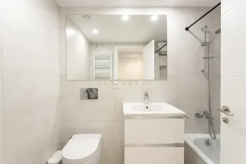 Apartamento de 2 dormitorios en venta en Esplugues de Llobregat, Barcelona, Cataluña, Spain № 6846 - foto 20