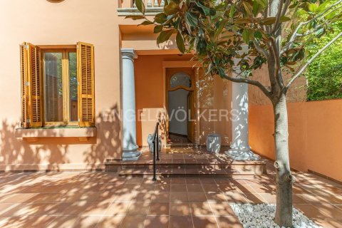 Дом с 4 спальнями в Сан-Кугат-дель-Вальесе, Барселона, Каталония, Испания № 2568