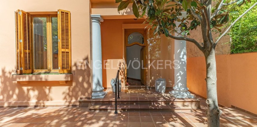 Дом с 4 спальнями в Сан-Кугат-дель-Вальесе, Барселона, Каталония, Испания № 2568