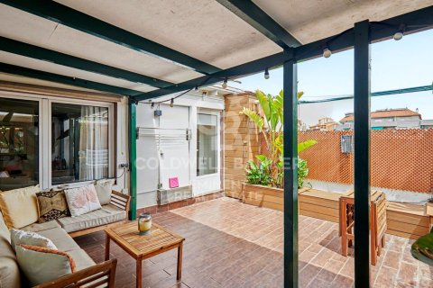 Купить квартиру в Барселона, Испания с 1 спальня, 67м², № 7758 - фото 4