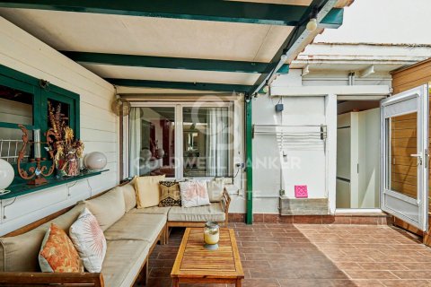 Купить квартиру в Барселона, Испания с 1 спальня, 67м², № 7758 - фото 8