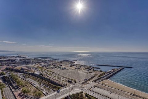 Apartamento de 3 dormitorios en venta en Barcelona, Cataluña, Spain № 1165 - foto 5