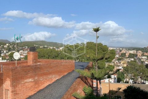 Купить виллу в Кастельдефельс, Испания с 5 спален, 332м², № 1025 - фото 18