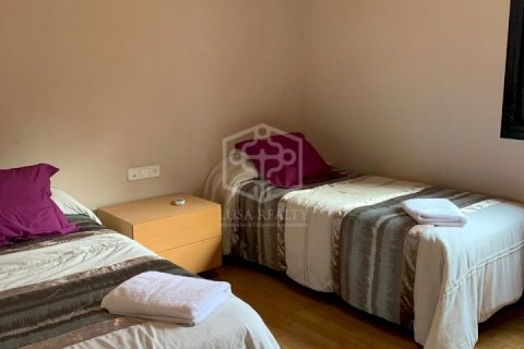 Купить виллу в Кастельдефельс, Испания с 5 спален, 332м², № 1025 - фото 13