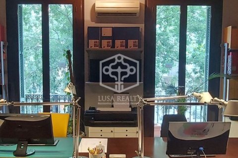 125 m² commercial property à vendre à Barcelona, Catalonia, Spain № 1028 - photo 5