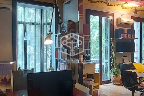 Квартира студия в Барселоне, Каталония, Испания № 1029