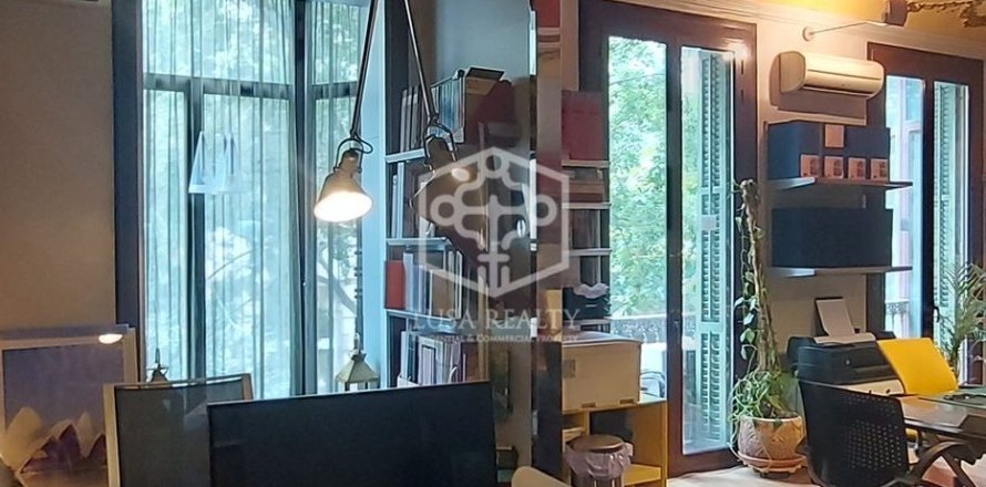 Квартира студия в Барселоне, Каталония, Испания № 1029