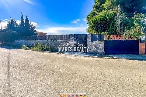 Villa de 4 dormitorios en venta en Santa Susanna, Barcelona, Cataluña, Spain № 1031 - foto 13