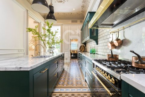 Купить квартиру в Барселона, Испания с 4 спальни, 465м², № 5917 - фото 11