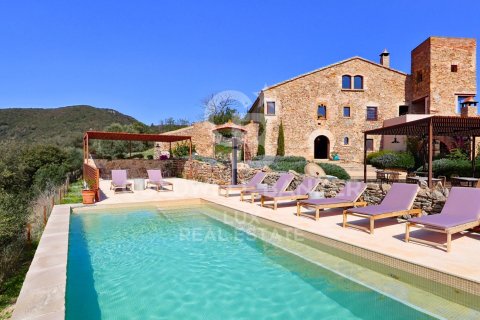 12 bedrooms house for sale in Girona, Catalonia, Spain № 5918 - photo 10