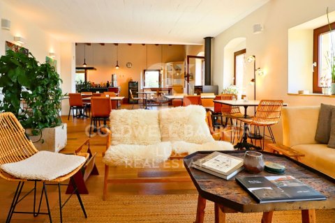 12 bedrooms house for sale in Girona, Catalonia, Spain № 5918 - photo 12