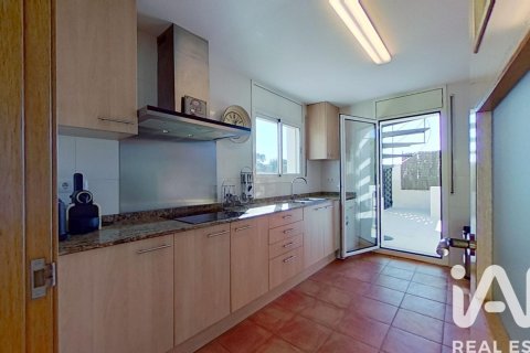 4 bedrooms house for sale in Roda de Berà, Tarragona, Catalonia, Spain № 4688 - photo 11