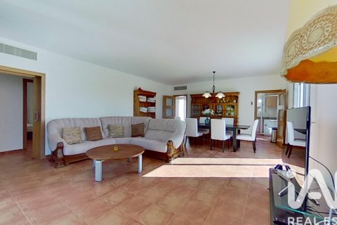 4 bedrooms house for sale in Roda de Berà, Tarragona, Catalonia, Spain № 4688 - photo 7