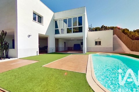 4 bedrooms house for sale in Roda de Berà, Tarragona, Catalonia, Spain № 4688 - photo 3