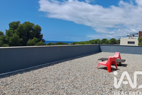 4 bedrooms house for sale in Sant Pol de Mar, Barcelona, Catalonia, Spain № 4689 - photo 16