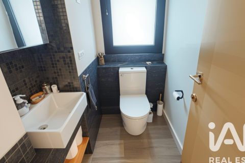 4 bedrooms house for sale in Sant Pol de Mar, Barcelona, Catalonia, Spain № 4689 - photo 22