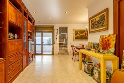 5 chambres villa à vendre à Castelldefels, Barcelona, Catalonia, Spain № 4098 - photo 9