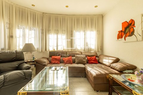 5 chambres villa à vendre à Castelldefels, Barcelona, Catalonia, Spain № 4098 - photo 5