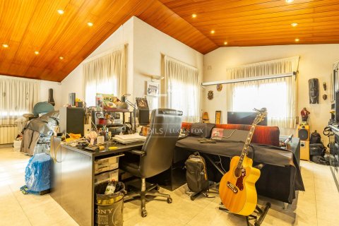 5 chambres villa à vendre à Castelldefels, Barcelona, Catalonia, Spain № 4098 - photo 24