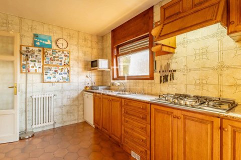 7 chambres villa à vendre à Valldoreix, Barcelona, Catalonia, Spain № 4099 - photo 16