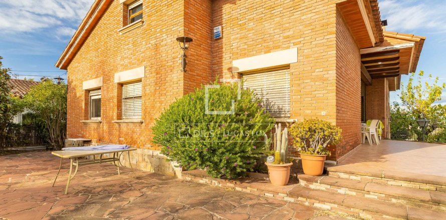 7 chambres villa à vendre à Valldoreix, Barcelona, Catalonia, Spain № 4099