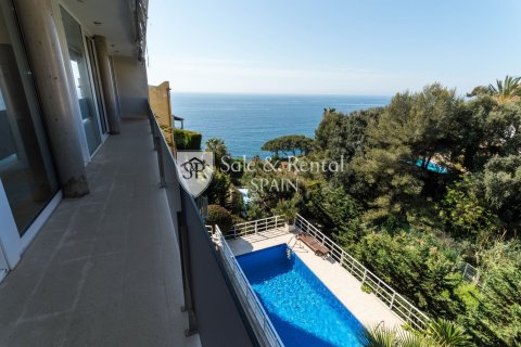 4 bedrooms house for sale in Lloret de Mar, Girona, Catalonia, Spain № 6741 - photo 19