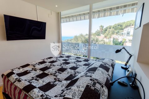 4 bedrooms house for sale in Lloret de Mar, Girona, Catalonia, Spain № 6741 - photo 18