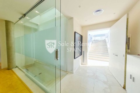 4 bedrooms house for sale in Lloret de Mar, Girona, Catalonia, Spain № 6741 - photo 4