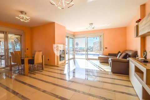 3 bedrooms house for sale in Lloret de Mar, Girona, Catalonia, Spain № 6744 - photo 3