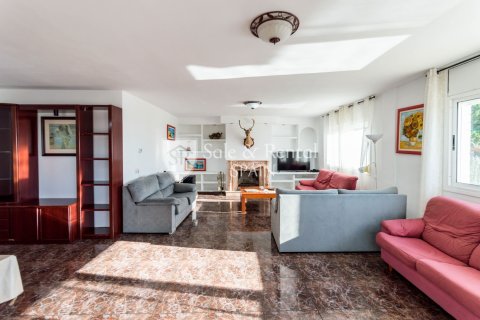 7 bedrooms house for sale in Lloret de Mar, Girona, Catalonia, Spain № 6740 - photo 5