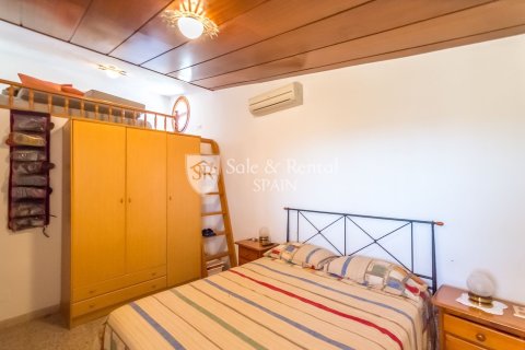 4 bedrooms house for sale in Santa Susanna, Barcelona, Catalonia, Spain № 6745 - photo 17