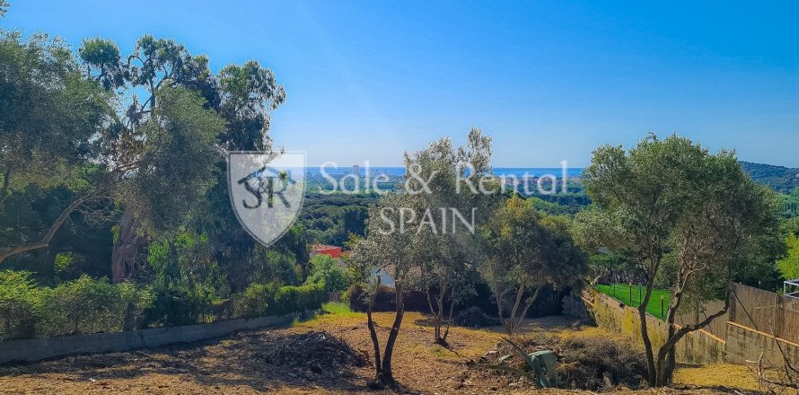 1103 sq.m. land plot for sale in Castell-Platja d'Aro, Girona, Catalonia, Spain № 6742