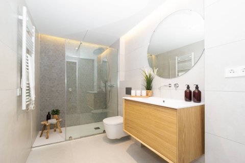 Купить квартиру в Барселона, Испания с 3 спальни, 82м², № 1273 - фото 11