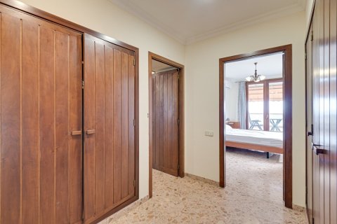 Купить виллу в Барселона, Испания с 6 спален, 654м², № 1276 - фото 18