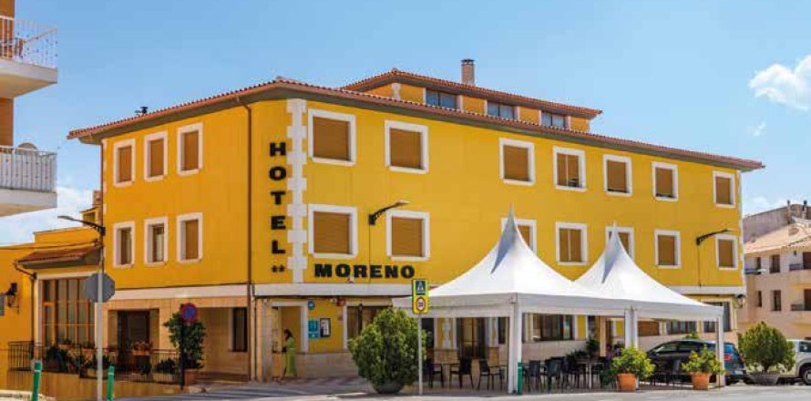 Коммерческая недвижимость с 17 спальнями в Барселоне, Каталония, Испания № 1274