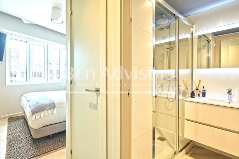 Купить квартиру в Барселона, Испания с 1 спальня, 55м², № 2905 - фото 18