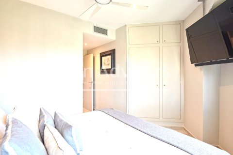 Купить квартиру в Барселона, Испания с 1 спальня, 55м², № 2905 - фото 14