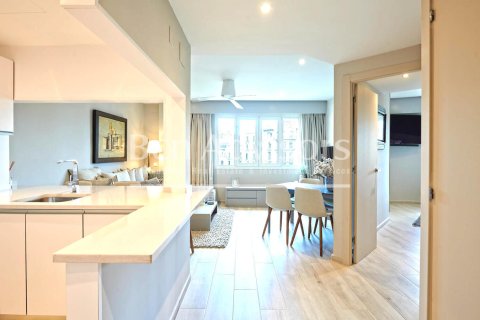 Купить квартиру в Барселона, Испания с 1 спальня, 55м², № 2905 - фото 12