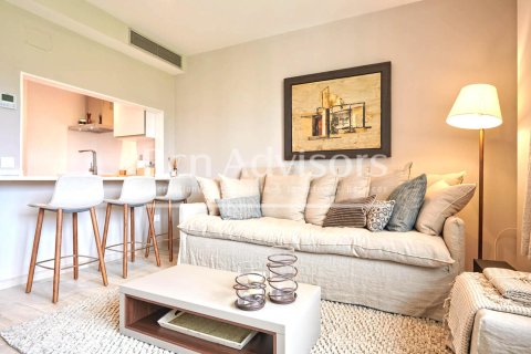 Купить квартиру в Барселона, Испания с 1 спальня, 55м², № 2905 - фото 8