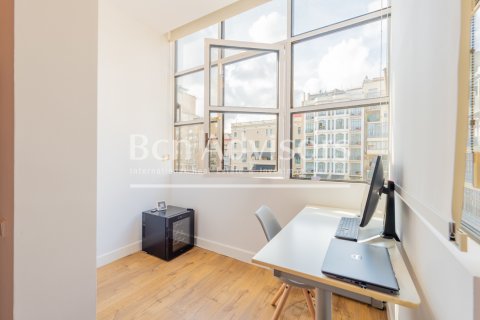 Купить квартиру в Барселона, Испания с 3 спальни, 150м², № 2899 - фото 16