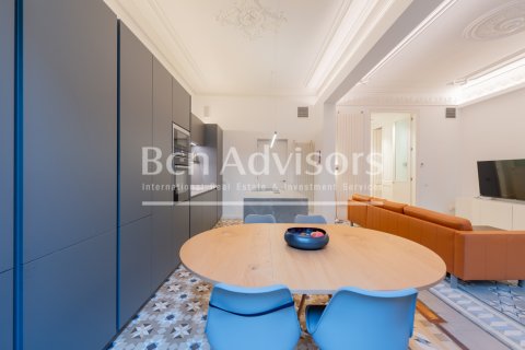 3 chambres apartment à vendre à Barcelona, Catalonia, Spain № 2900 - photo 11