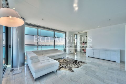 Купить квартиру в Барселона, Испания с 3 спальни, 140м², № 2902 - фото 3