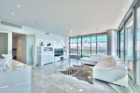 Купить квартиру в Барселона, Испания с 3 спальни, 140м², № 2902 - фото 4