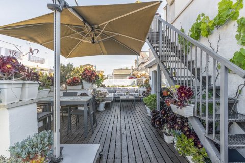 1 bedroom penthouse for sale in Barcelona, Catalonia, Spain № 6819 - photo 8