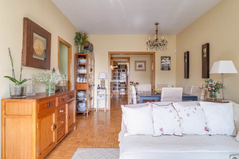 Apartamento de 3 dormitorios en venta en Barcelona, Cataluña, Spain № 6823 - foto 7
