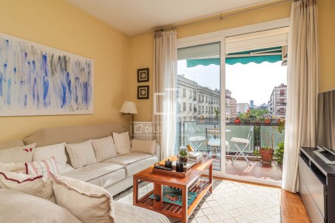 Apartamento de 3 dormitorios en venta en Barcelona, Cataluña, Spain № 6823 - foto 29
