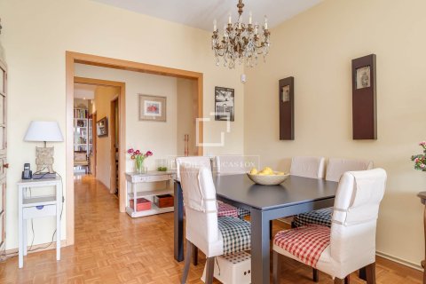 Apartamento de 3 dormitorios en venta en Barcelona, Cataluña, Spain № 6823 - foto 9