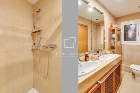 Apartamento de 3 dormitorios en venta en Barcelona, Cataluña, Spain № 6823 - foto 18