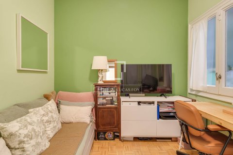 Apartamento de 3 dormitorios en venta en Barcelona, Cataluña, Spain № 6823 - foto 19