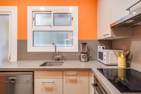 Apartamento de 3 dormitorios en venta en Barcelona, Cataluña, Spain № 6823 - foto 11